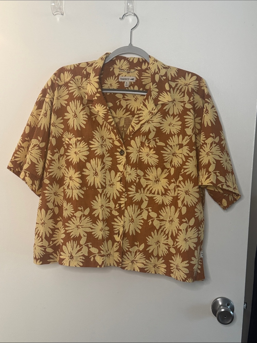 Toad&Co Rust Brown & Cream Floral Short-Sleeve Button-Down